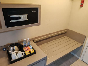 Flash Q hotel rooms